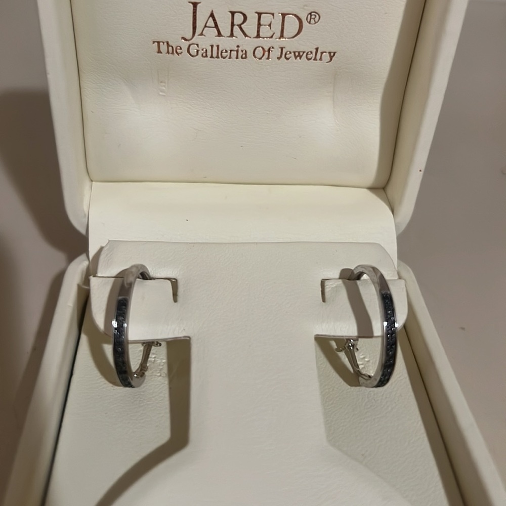 Brand New Blue Sapphire / Sterling hoop earrings JARED